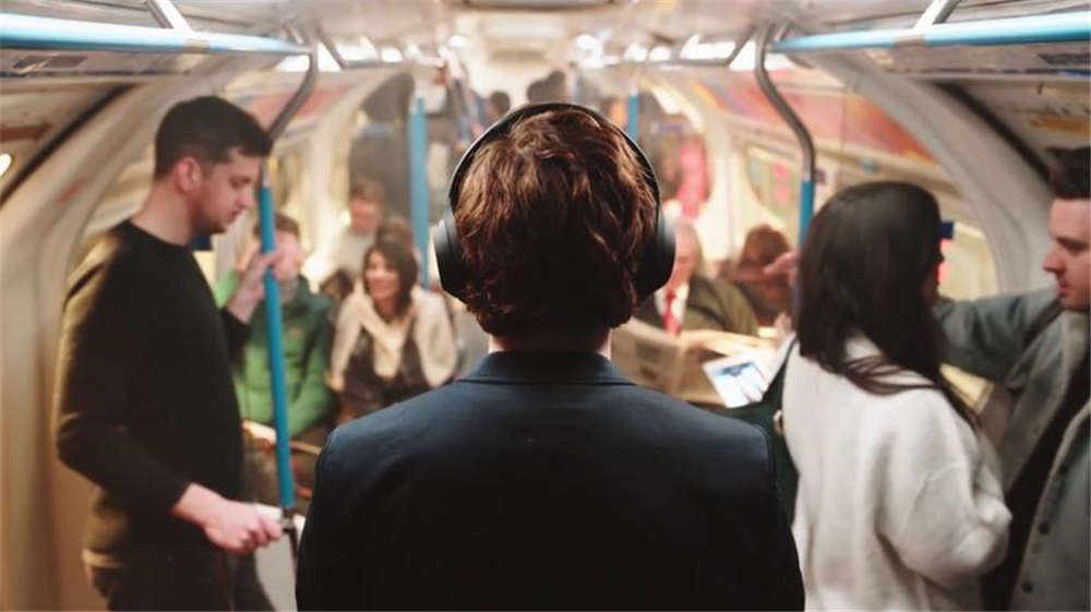 AirPods Maxǰ XM4ȻԼ۱