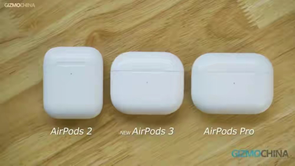 ۴ Apple Watch 7AirPods 3ع