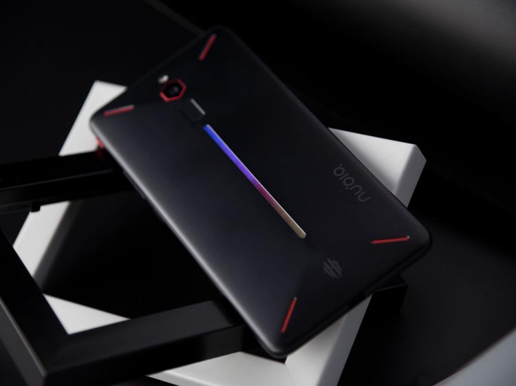 ������Ŀ��� ��ħ�羺��Ϸ�ֻ��ٴο���