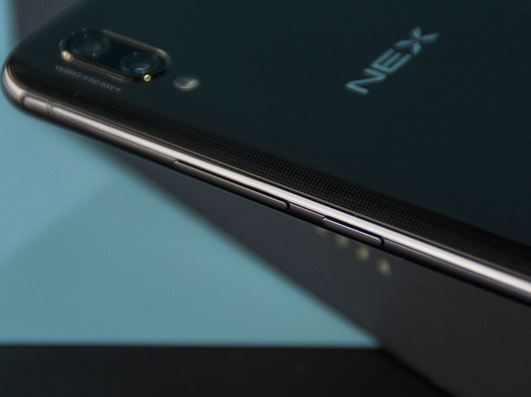 710��ȡ��660����һ����U�����Ѿ�����Щ�ֻ��ϳ��ֹ���