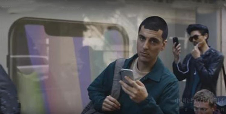 刘海家族UPUP! 2018年刘海屏手机盘点!