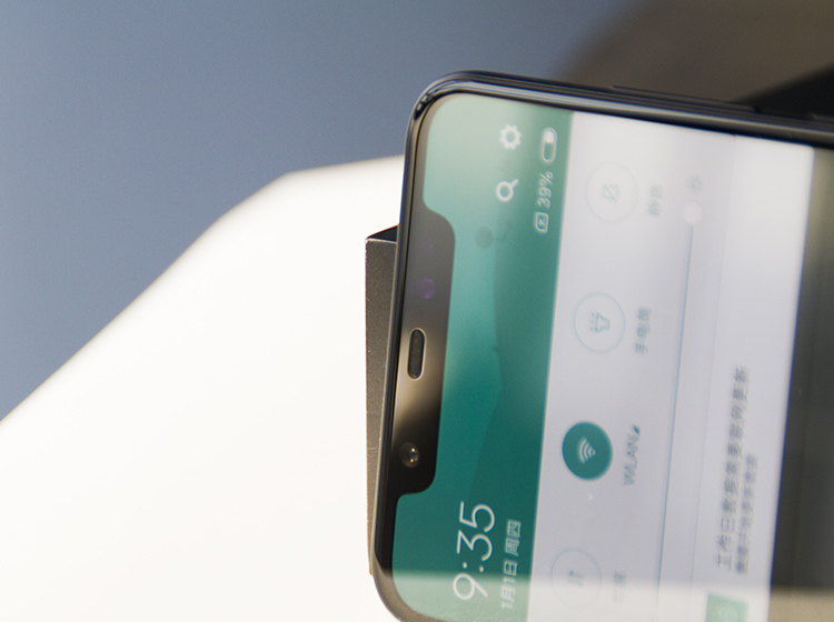 С��8͸��̽�����vivo NEX�Ա� ����˭��