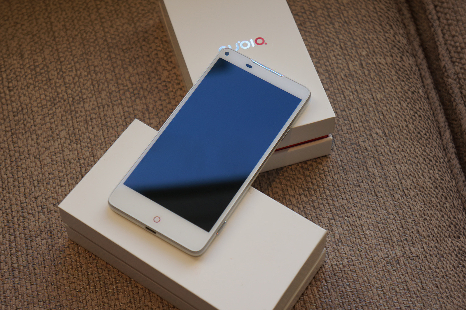 nubia Z5S.jpg