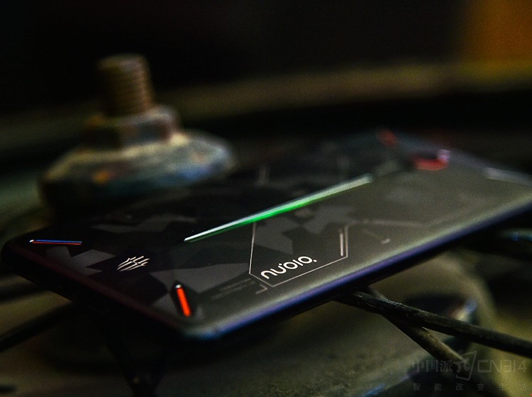 �Ժ�ħ�Բʰ��Ȳ�����������ֱ������ɣ�