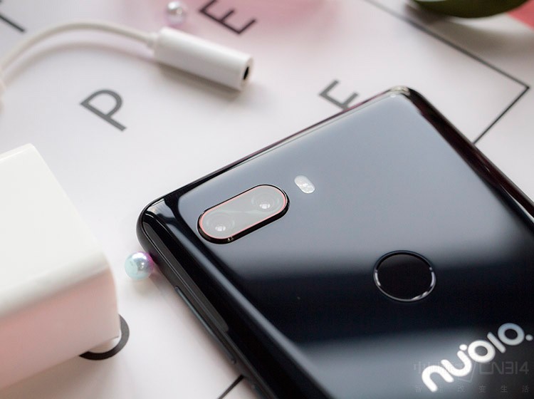 1536219150253801.jpg 03.jpg