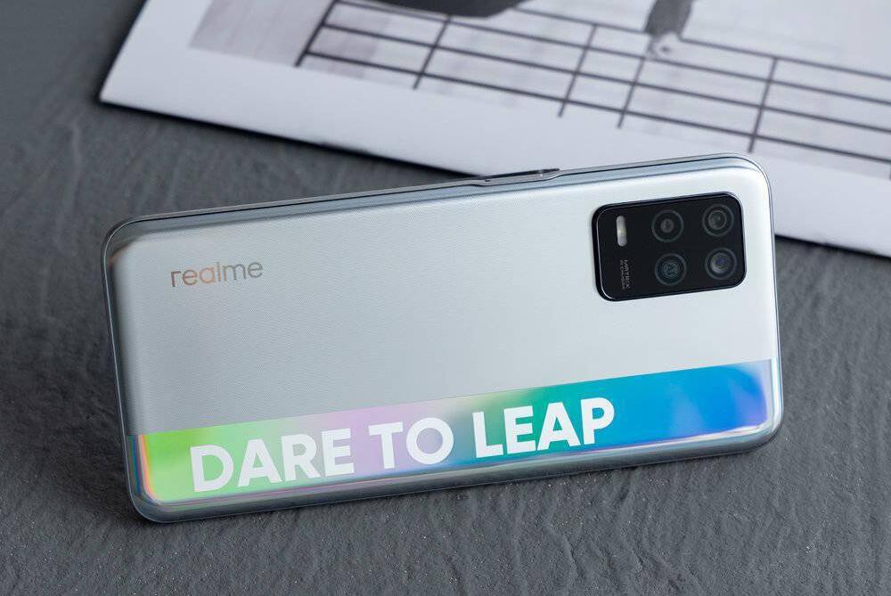 realme˫618ź 2000Ԫ