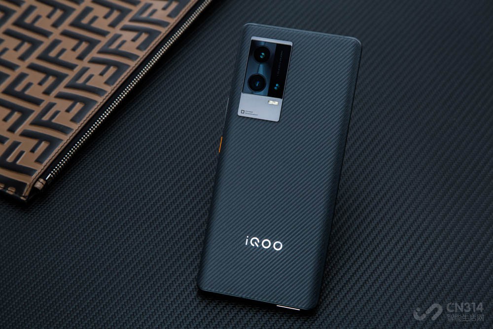 全程高能的一年！iQOO手机2021年盘点