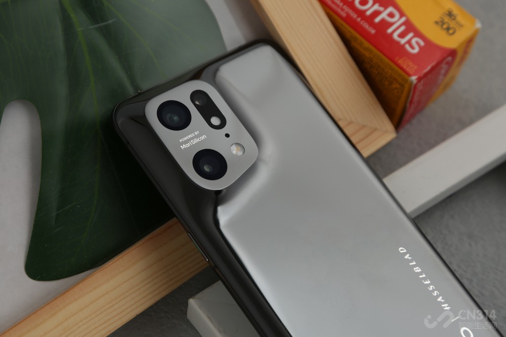 OPPO Find X5系列斩获双料冠军，厉害了！