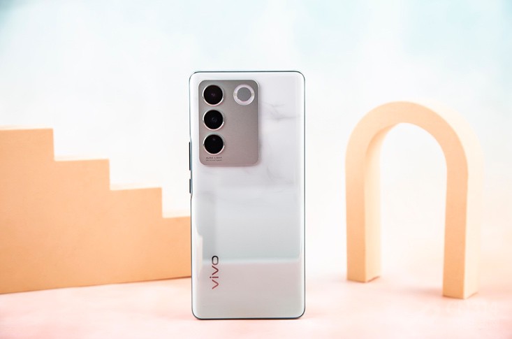 vivo S16图赏： 双面柔光人像，前后皆美