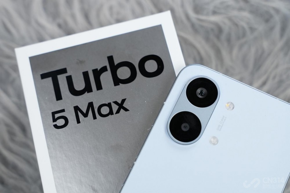 512GB普及风暴:REDMI这样卷友商还咋跟? 512GB普及风暴:REDMI这样卷友商还咋跟?