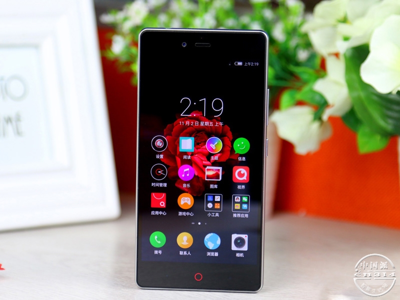 nubia-Z9-mini.jpg