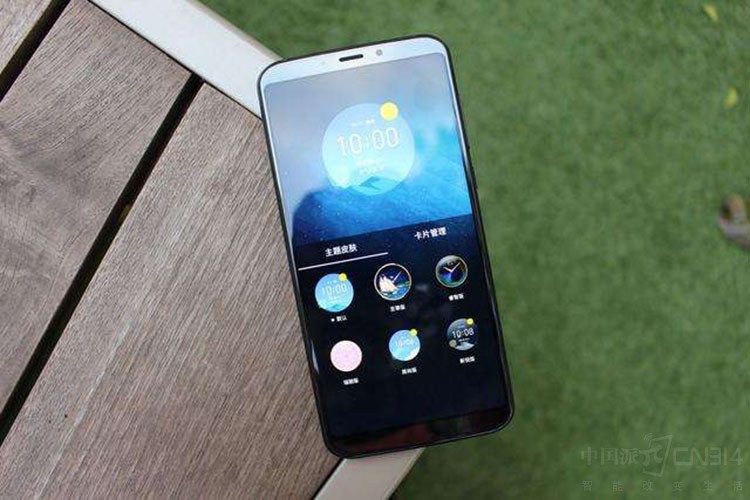 ��������ͷ�ȴ��£����س������ֻ��Ƽ�