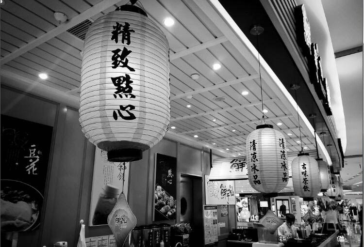 ��Ϸ���ĸ��� �Լ۱ȳ��ߵ��ֻ�ֱ��200    