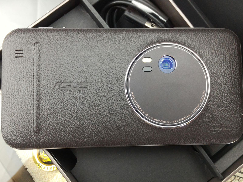 ��˶ZenFone-Zoom.jpg