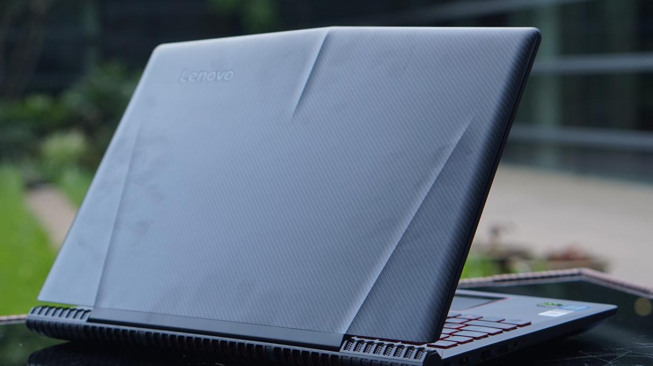 R720.jpg