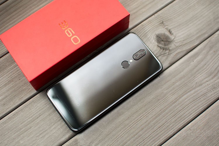 ��������ͷ�ȴ��£����س������ֻ��Ƽ�