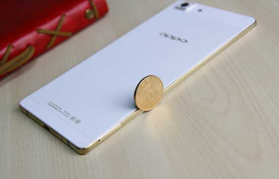 OPPO-R5.jpg