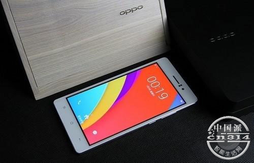 OPPO-R5.jpg