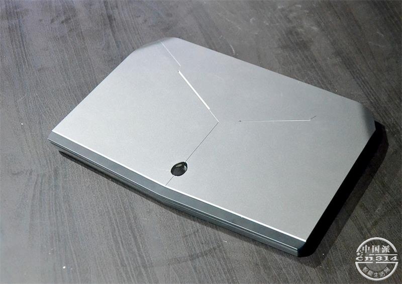 Alienware 13