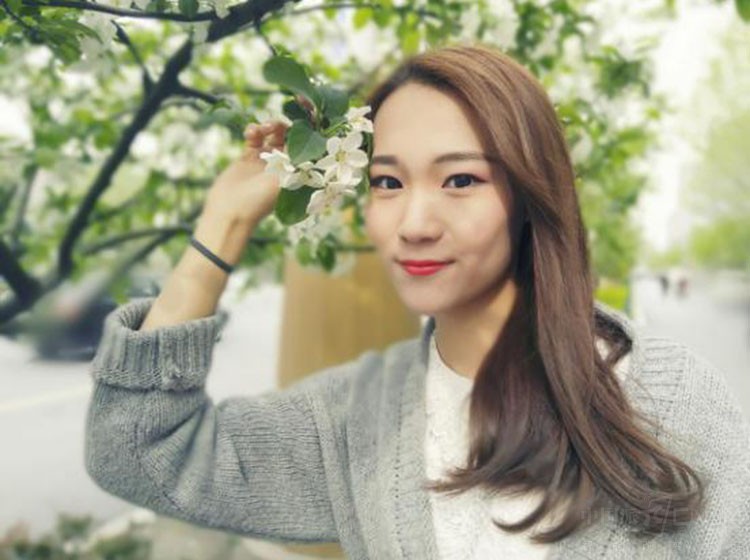 ����������200 �۸��ֱ����ӰС�׸���