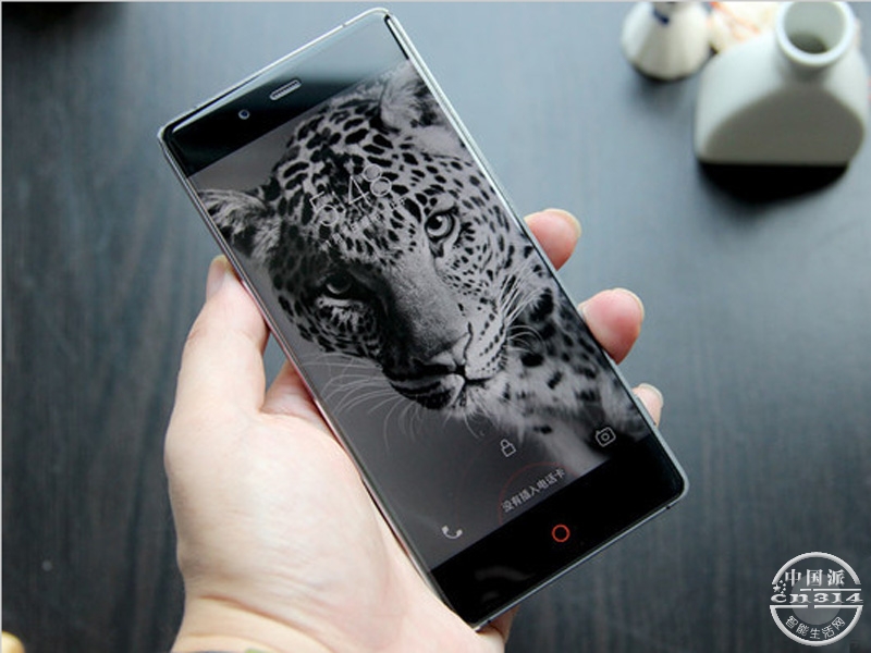 nubia-Z9.jpg