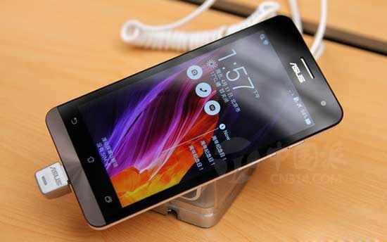 ˶ZenFone-5.jpg