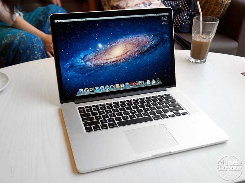 ƻ��MacBook-Pro-15
