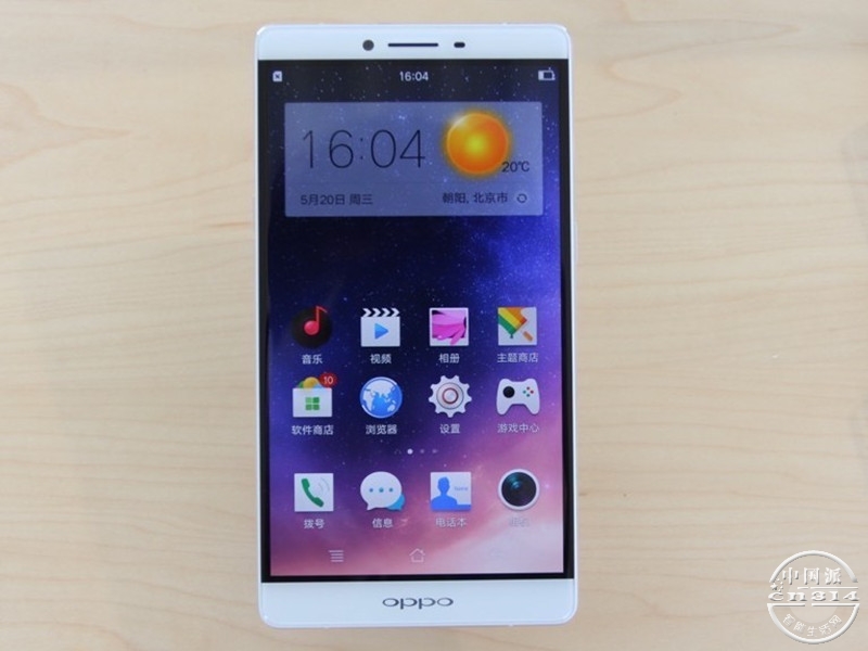 OPPO R7 Plus &middot;.jpg