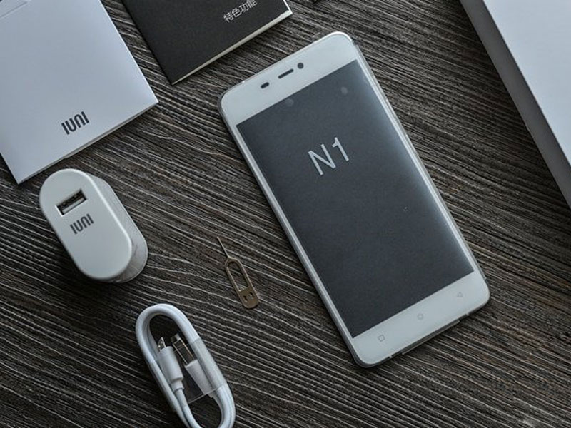 iuni-N1���.jpg