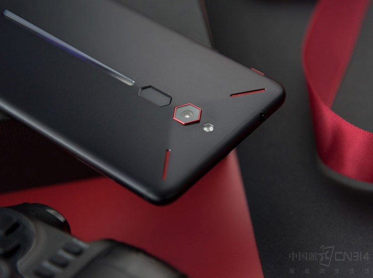 ������� ��ħ�羺��Ϸ�ֻ���һ�����׷�