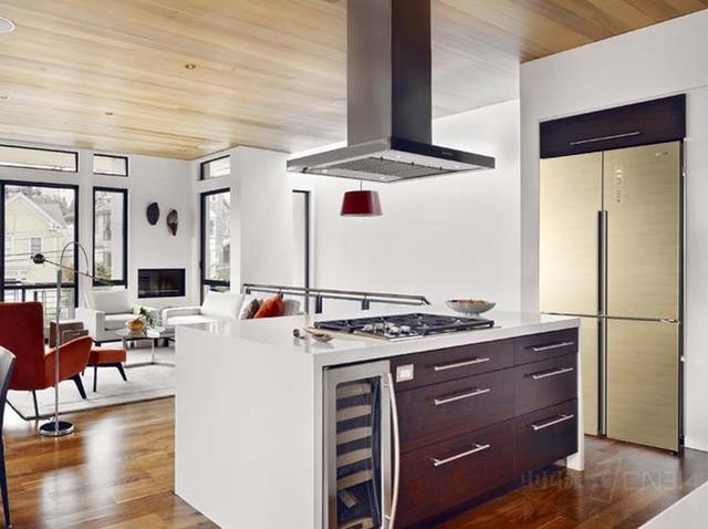 1535078714131130.jpg 02.jpg