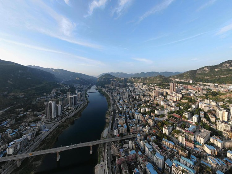󽮡Mavic