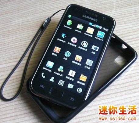 ����i9000