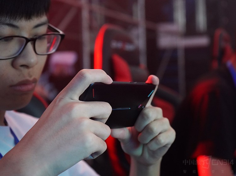 2018CWG�ܾ�����������