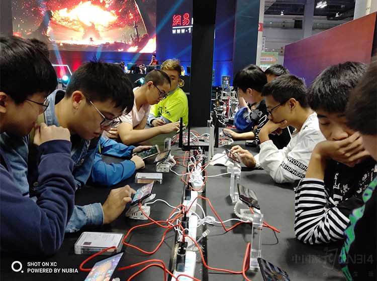 努比亚Z18带你看中国西部国际动漫节 努比亚Z18带你看中国西部国际动漫节