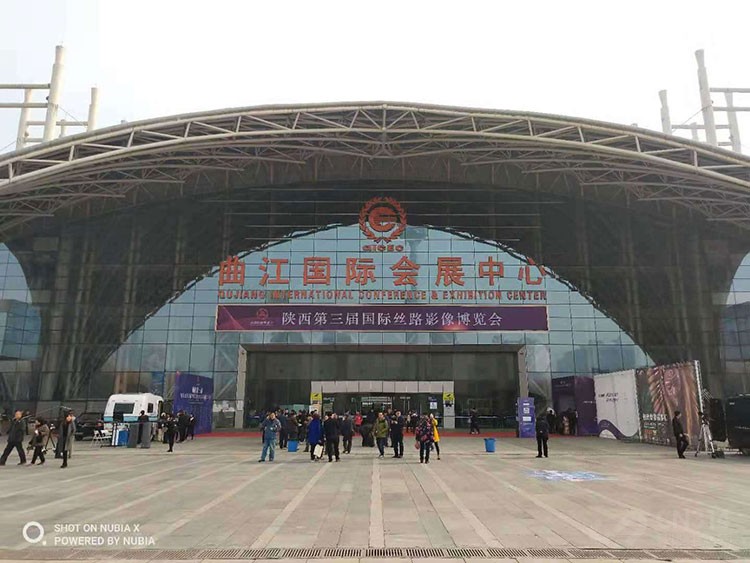 Ŭ�����ֻ���Ӱר�⽲����˿·Ӱ����������