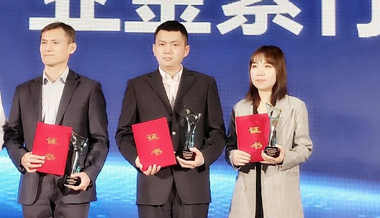 �����������ֻ��Ǻ���ò Ŭ���ǹ�����