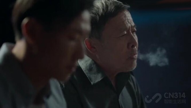 �����ְ��ϲ��ߺ����� ���鱳���к��ں���