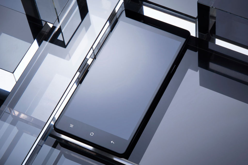 ����ͬʱҲ�����ڲ�Ʒ���ڲ���OPPO A33������������ͨ��˾�����ĺ�64λ��������2GB�����ڴ��16GB���ڴ棬�ֻ����зǳ�����������������������磬�����������ɸ���ĸ�Ʒ�����ֺ͸�������Ƭ��ͬʱOPPO A33��֧�����128GB microSD����չ�����û����ɴ洢�����ļ���