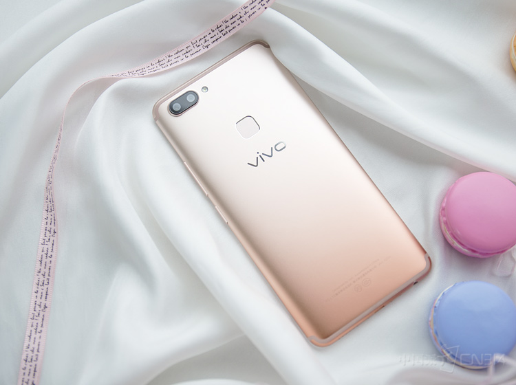 vivo X20����Face Wake�沿ʶ����Iskip�������Ƶ��ںϣ���ȫ�������ӵ������꣬����vivo X20�λ÷�������ʹ�����顣