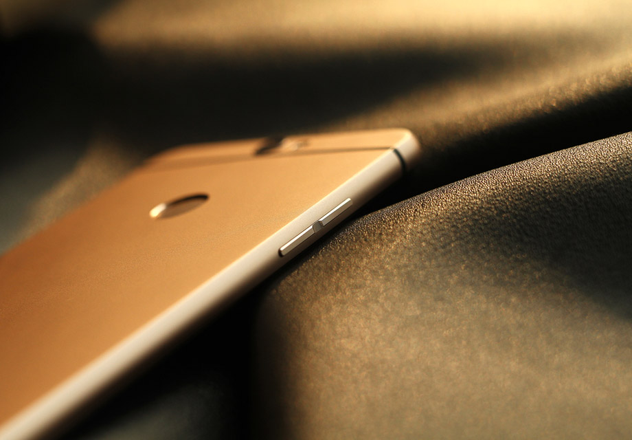 ��������������߿򣬵�Դ�������Ҳ�߿������ճ�ʱ�ҵĴ�Ĵָ�ܱȽ�����Ĺ�����Դ�������ˣ�����Max����һ��ȫ��ͨ�ֻ�Ŷ(Nano SIM��)��