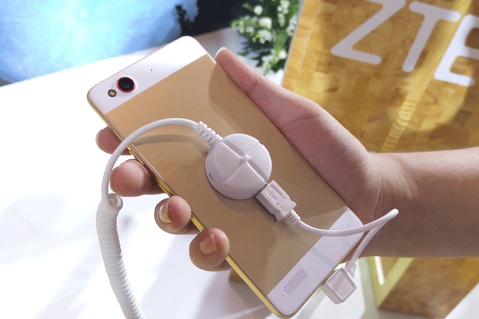 ������������ϵĽ�ϣ�������ź�����ֵ��