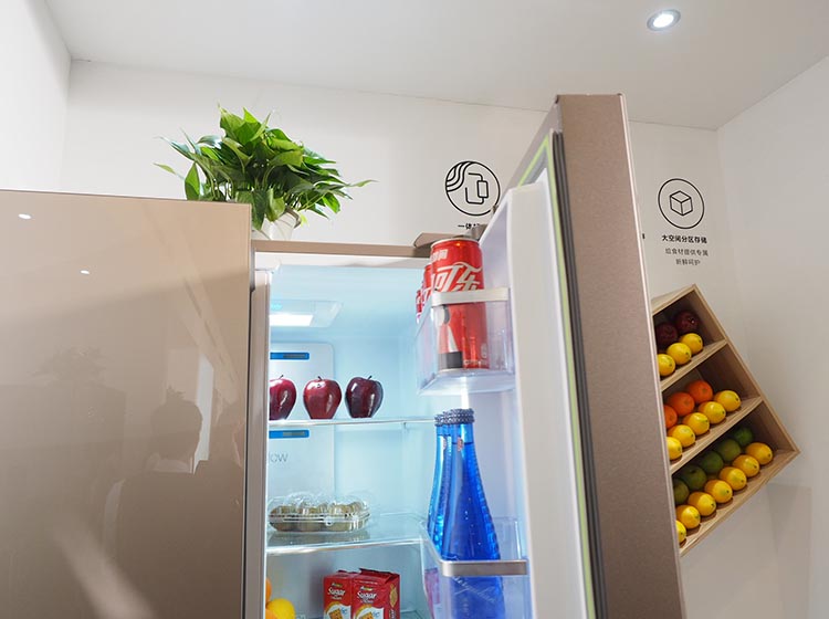 ר���ǻ۷�����˪��������ʳ�Ĵ��ں��º�ʪ������ר���յ�����ÿ��ʳ�Ķ������Լ���λ�á�