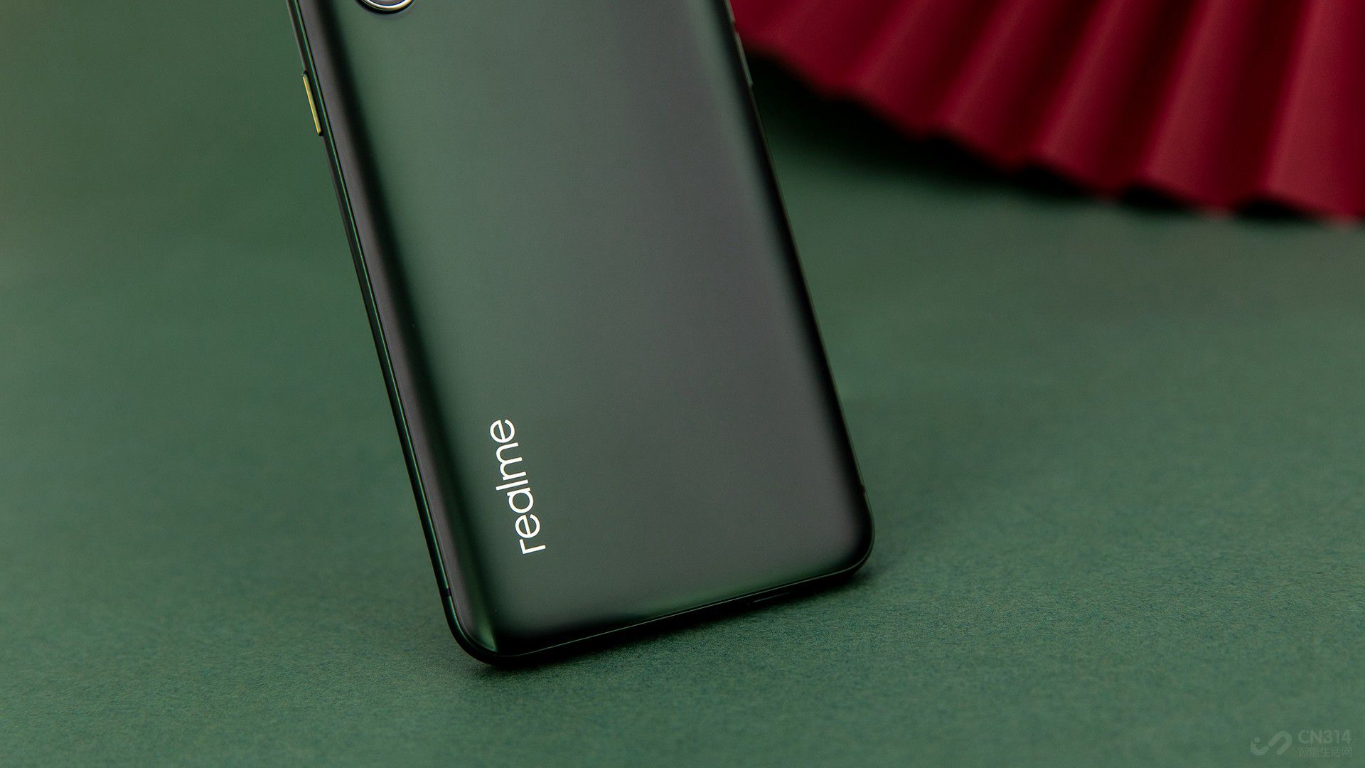 Ӳ÷棬realme X50 Proصʱ¶865ͨX55 5Gʵ˽5Gͨ8GB12GBⶥڴ桢128GB256GBⶥ桢4200ʱء65W SuperDart.....Щǿrealme X50 ProʵǶΪʱǿ콢֮һ