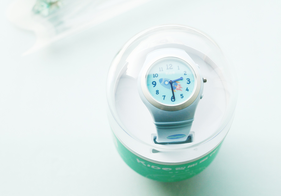 ��װ������͸���ķ���ʽ��װ���Ӱ�װ��Ϳ���һ�ۿ�����װ�ڲ������ӣ�����͸���İ�װҵ����ܹ��������ǵĺ���������