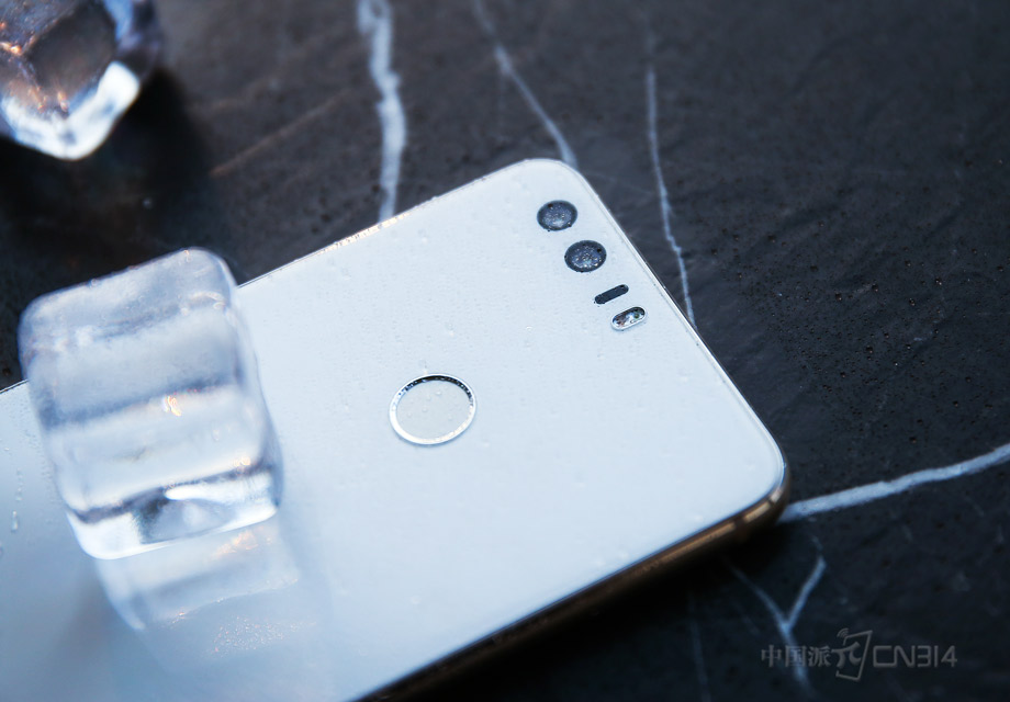 ȫ�µĹ��ա����ڲ�ͬ���Ӿ�Ч����ǿ���������ټ�����ҫ�����Ʒ�������ҫ8�ĳɹ��������������ֻ��г�ǧ��һ�����ҵ��������Ϊ�ڶ������ṩ���ģ�塣