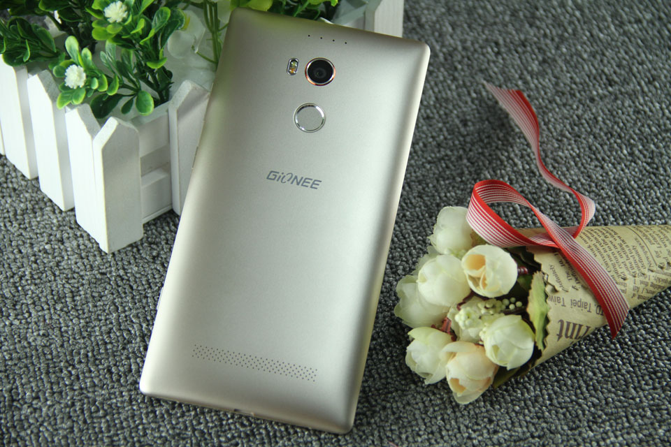 �������������ӵ�л��ȵ���Ʒ�������������ճָУ��Һ�ǿɲ�ж��