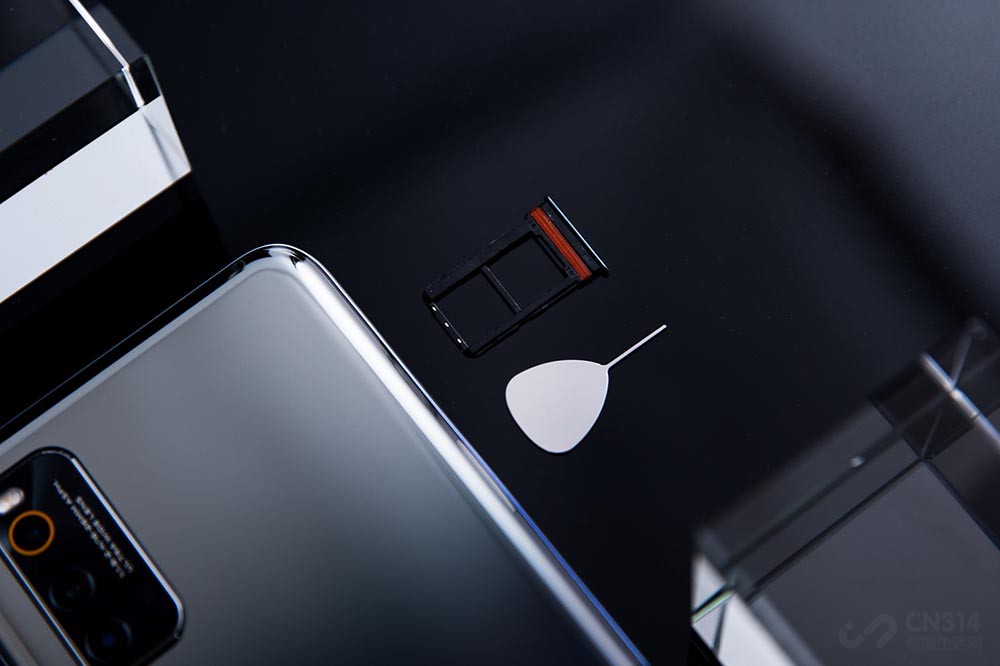  ӰӲ֣iQOO Neo3ò4800+120㳬ͷ+΢ྵͷϡ˳ģʽӵиߴ12.3eVĳ߶̬Χֻ֧ģʽAI׷ܣ׷ͨ沿׷ļʡԸ׼ʹֻڵ߶㡣