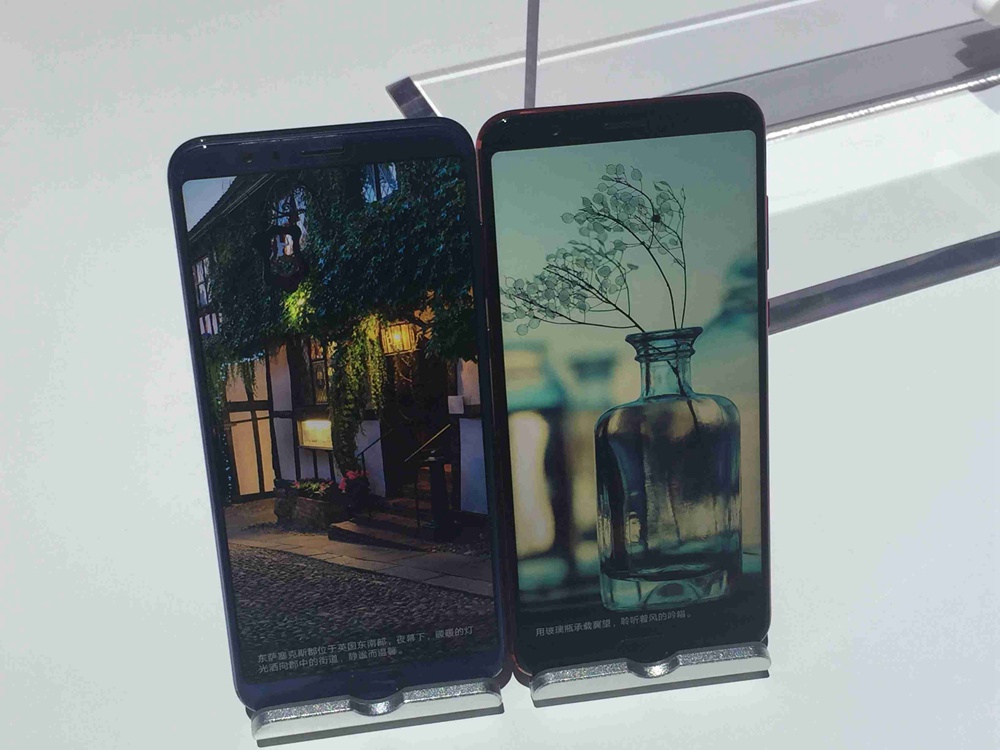 ��ҫV10��������970������������6GB RAM +64GB/128GB ROM��֧��˫4G/˫VoLTE�����⣬�û�֧��5V/4.5A��䣬��Сʱ�ܹ����50%��