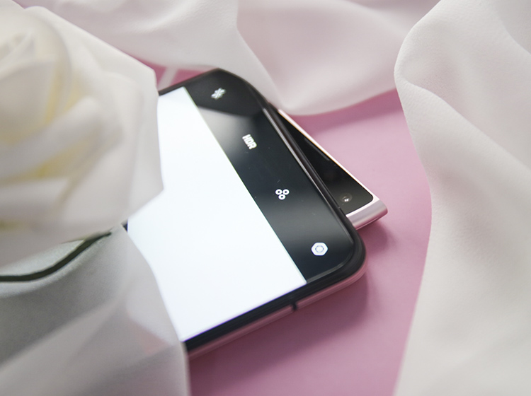 ��Ҫ������Reno������ȫ�µĲ���ʽ�����ṹ����ǰ������ͷ����Ͳ�Լ�����Ƶ�Ԫ���������ڻ����ڲ���ֻ�����õ�ʱ�Ż�ƽ�����𣬴��������ĿƼ�����ʱ�иС�